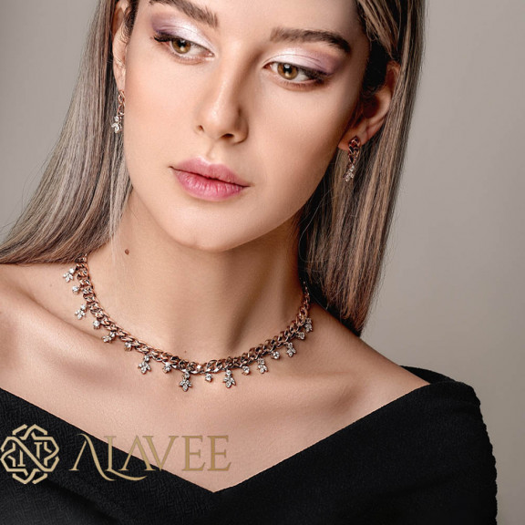 نیم ست اویزدار نگینی